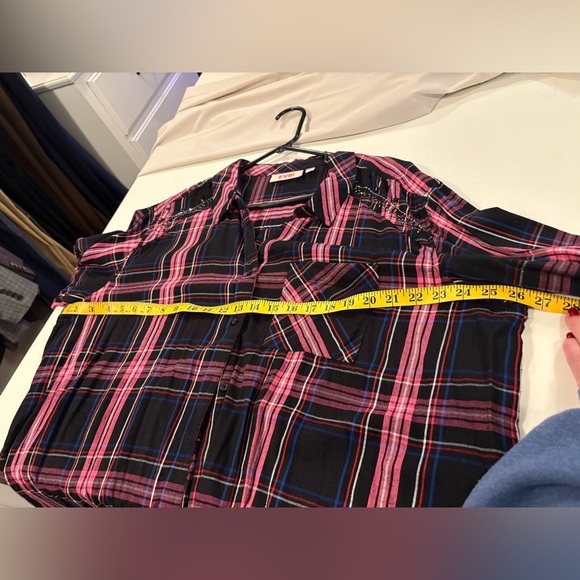 NWOT Evri Black & Hot Pink Plaid Long Sleeve ButtonUp Embellished Top Women’s 2X - Picture 8 of 10